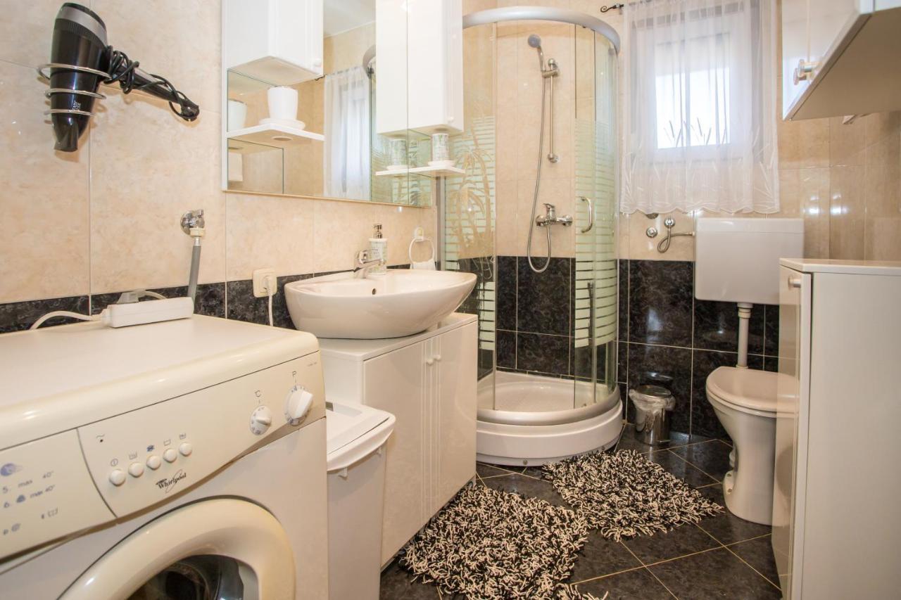 Ferienwohnung App Rosi Poreč Exterior foto