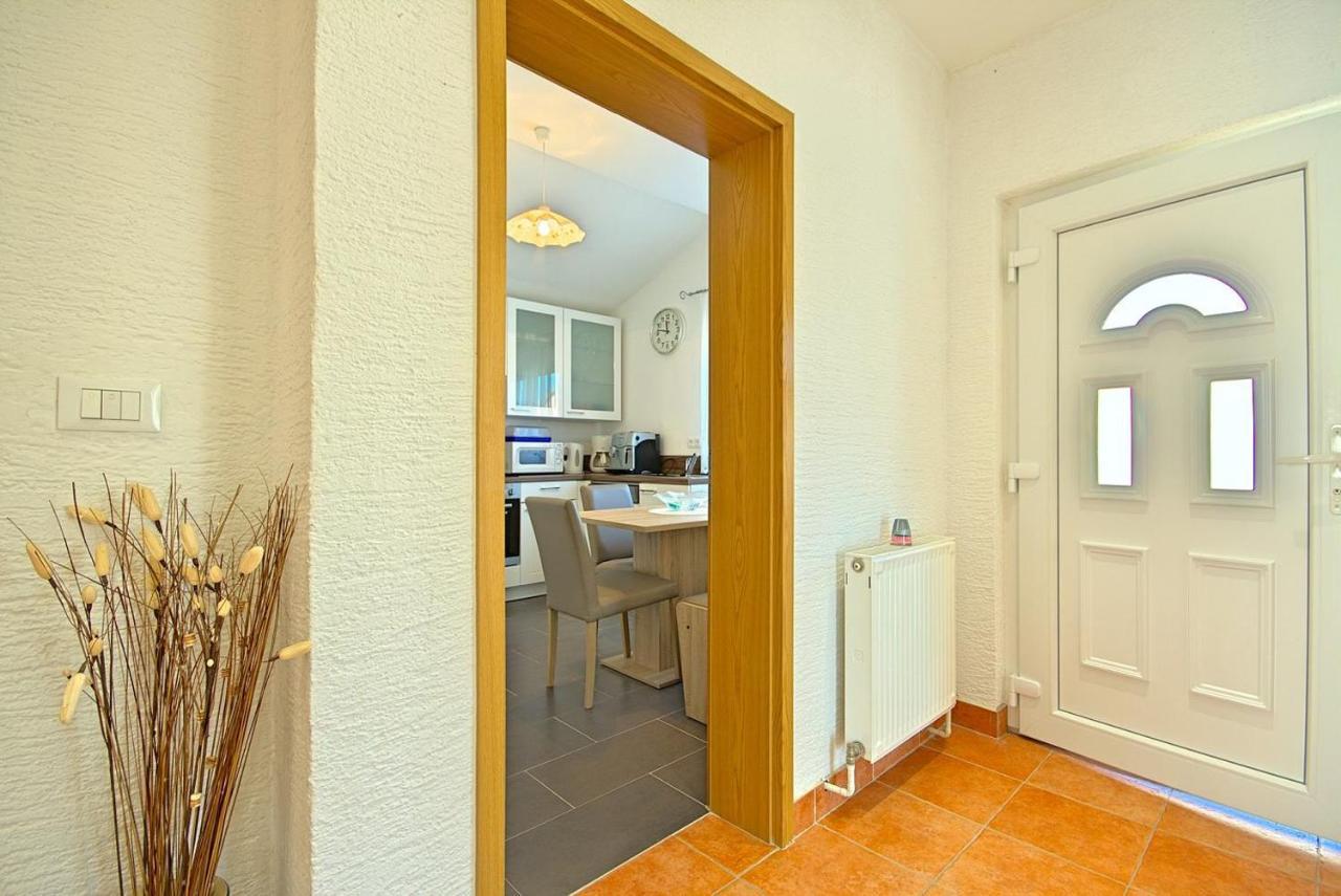 Ferienwohnung App Rosi Poreč Exterior foto