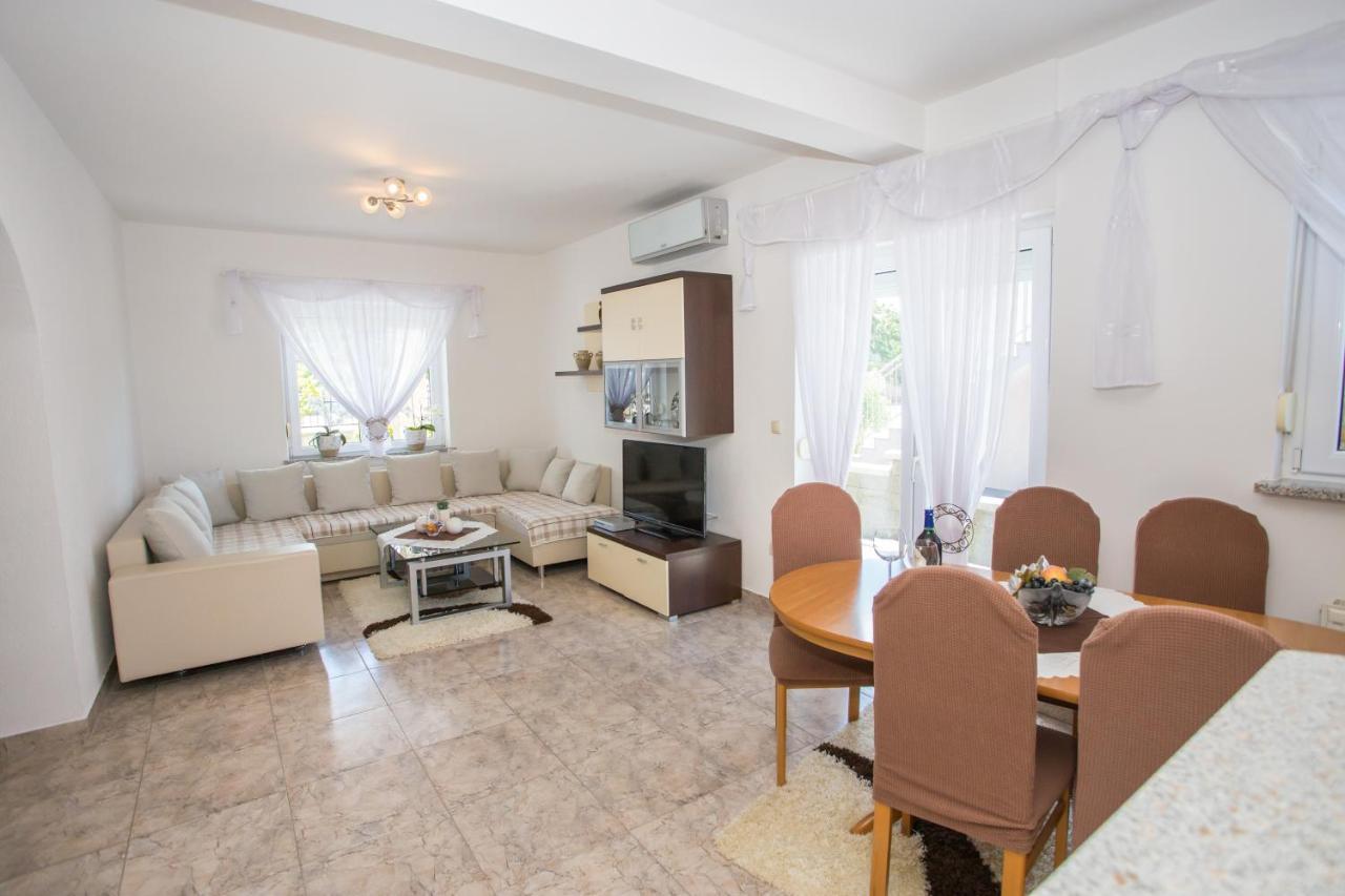 Ferienwohnung App Rosi Poreč Exterior foto