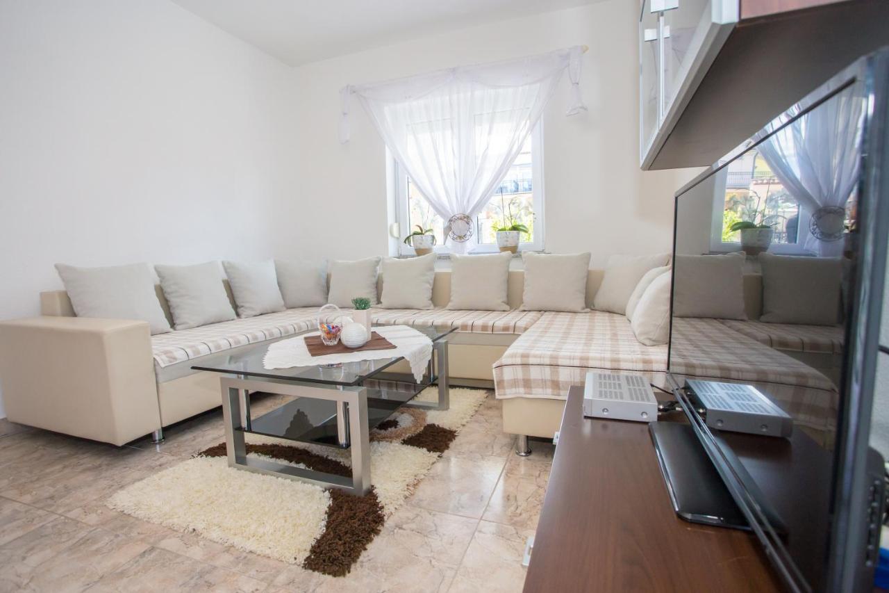 Ferienwohnung App Rosi Poreč Exterior foto