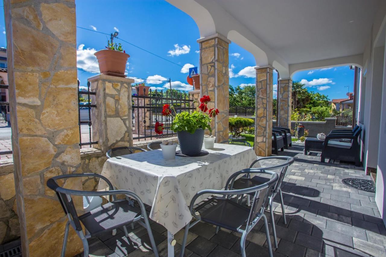 Ferienwohnung App Rosi Poreč Exterior foto