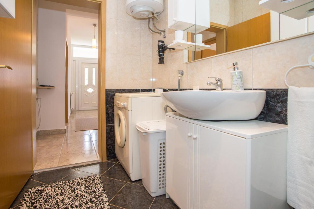 Ferienwohnung App Rosi Poreč Exterior foto